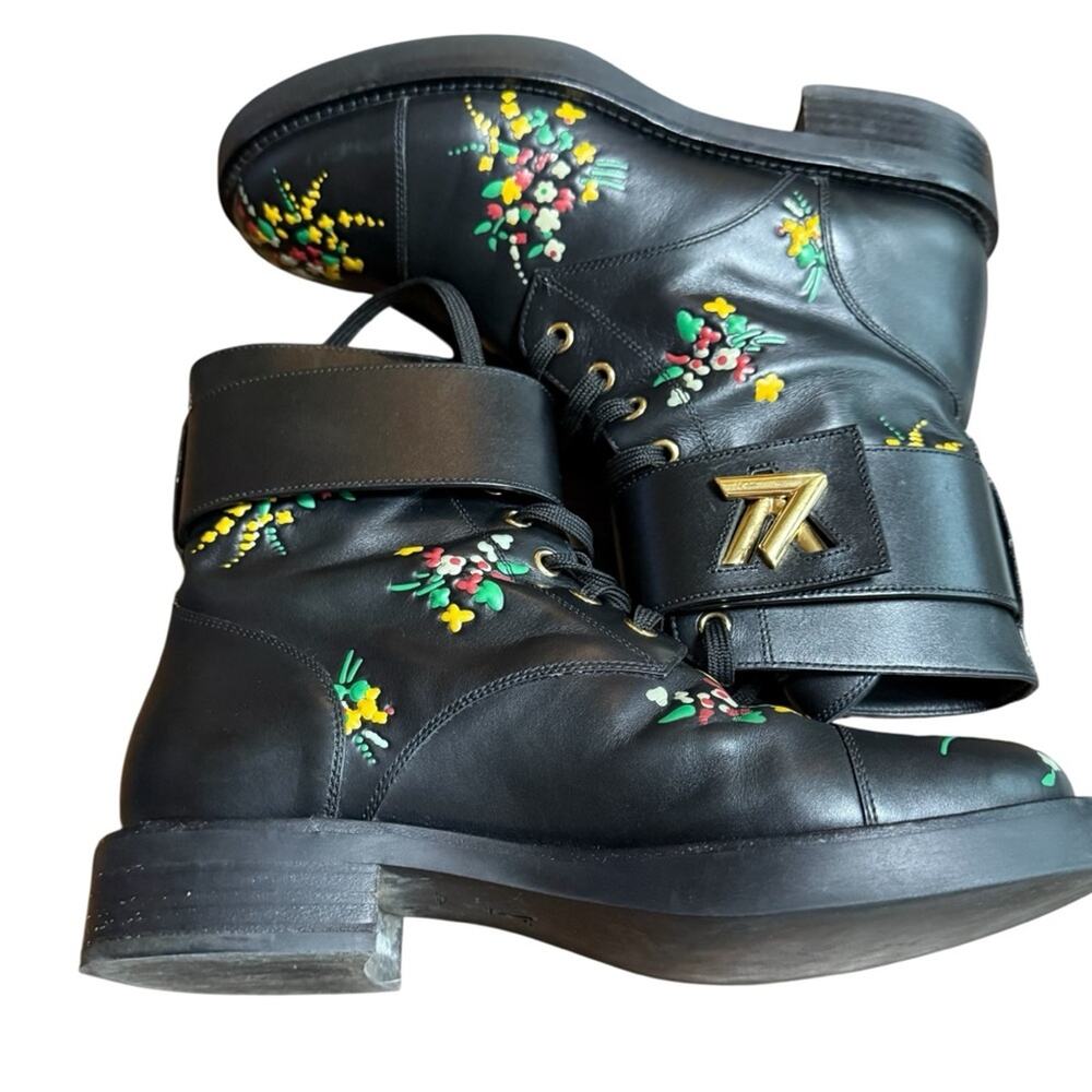 LOUIS VUITTON Wonderland Floral Ranger Leather Boots Gold LV Buckle EU 38 U8 - Picture 9 of 13